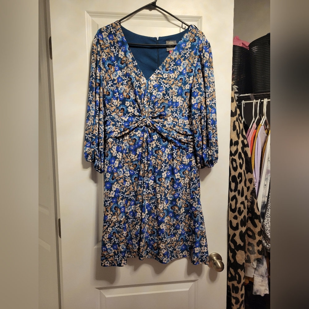 Vince Camuto Dress